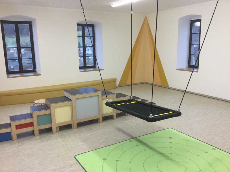 Kitamöbel - Einrichtung Bewegungsraum Kindergarten